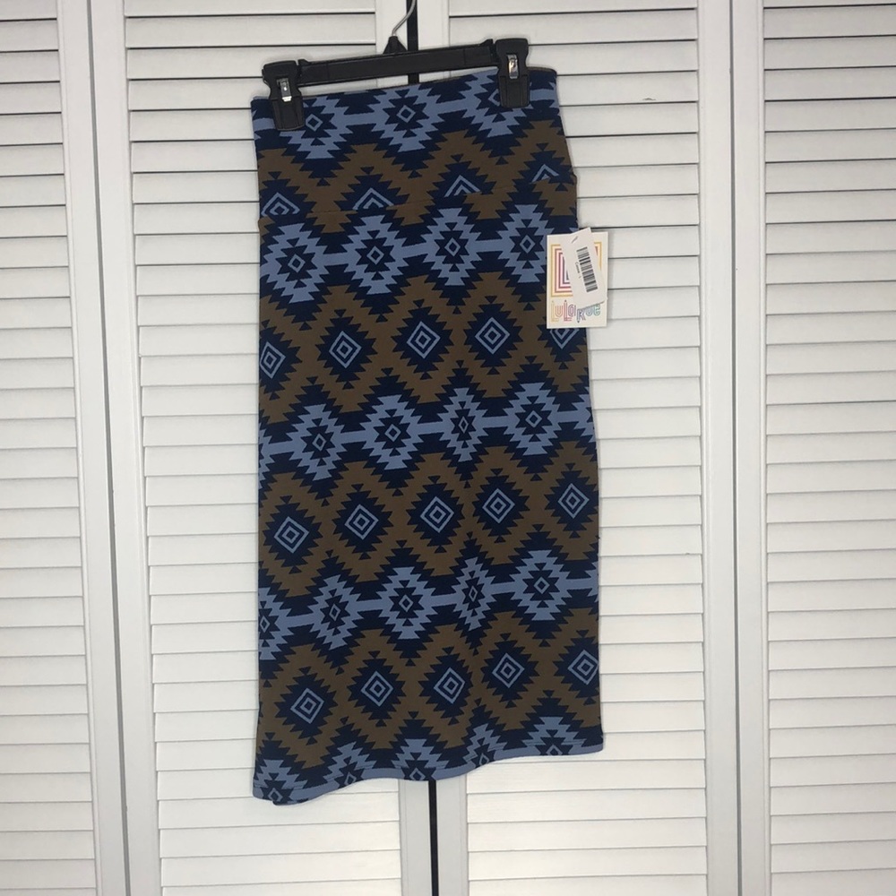 LuLaRoe Cassie Pencil Skirt Size: L